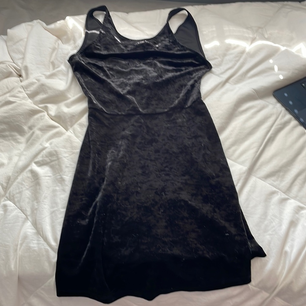 Black velvet H&M dress- size 10